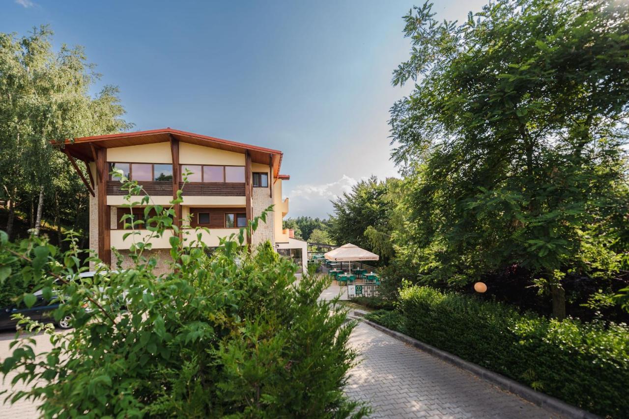 La Mesteceni & Loc Cu Stari De Bine, Spa Adult Only Sălicea المظهر الخارجي الصورة